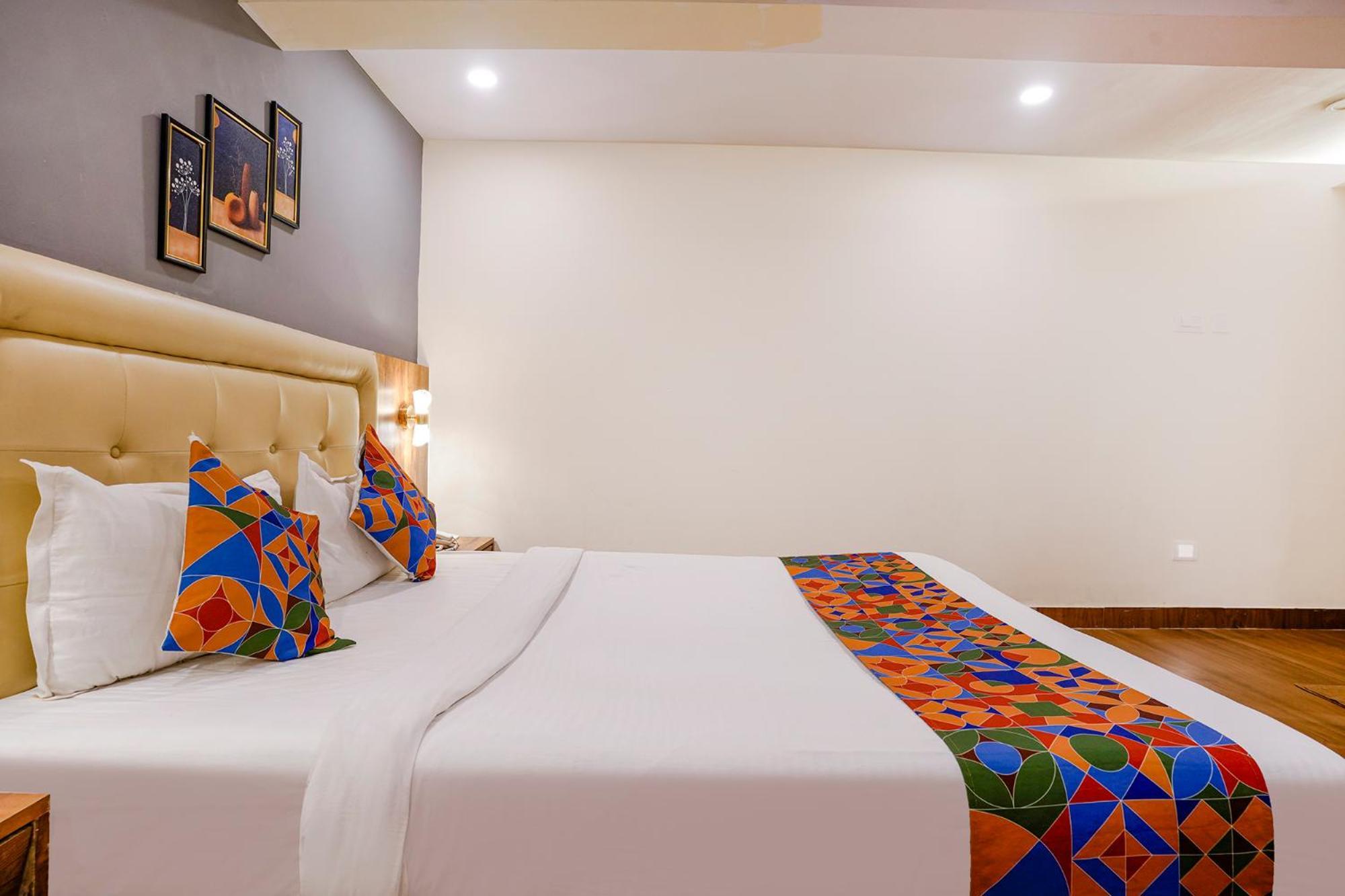 Fabhotel Grand Prime Nr Nesco Hotel มุมไบ ภายนอก รูปภาพ
