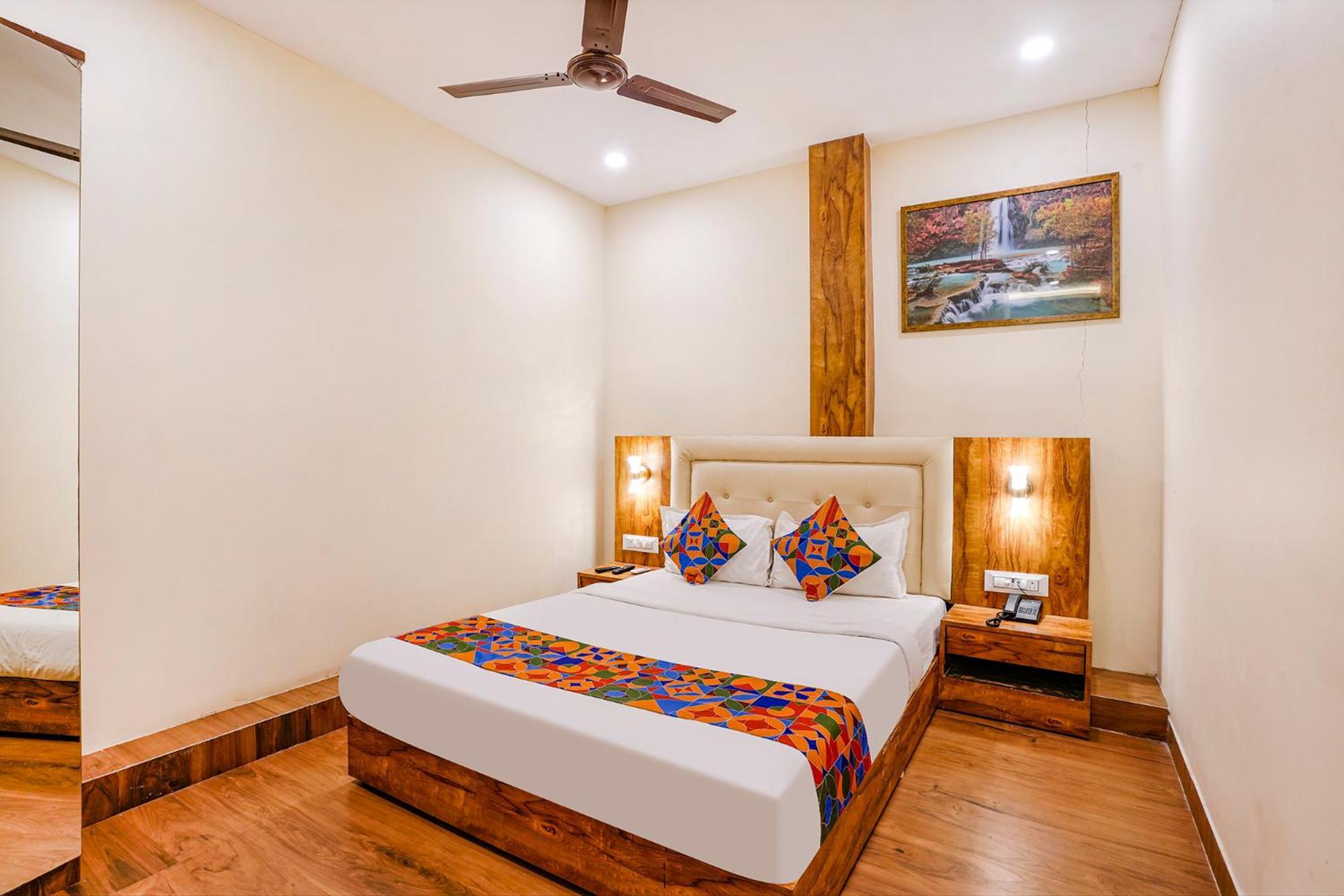 Fabhotel Grand Prime Nr Nesco Hotel มุมไบ ภายนอก รูปภาพ